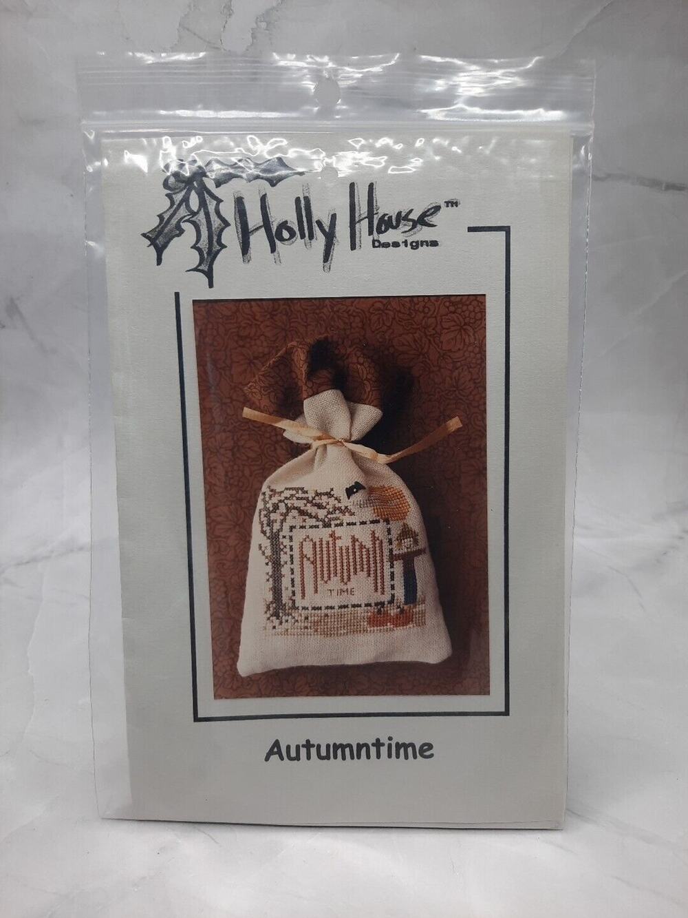 Holly House Designs Cross Stitch Pattern Autumntime Scarecrow Pumpkins